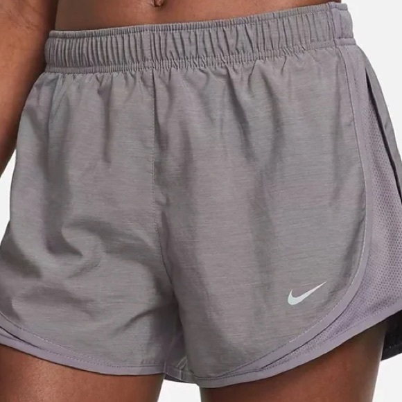 Nike Women's Dri-FIT classic 3" Running Shorts - Heathered Gray size M - Picture 1 of 7